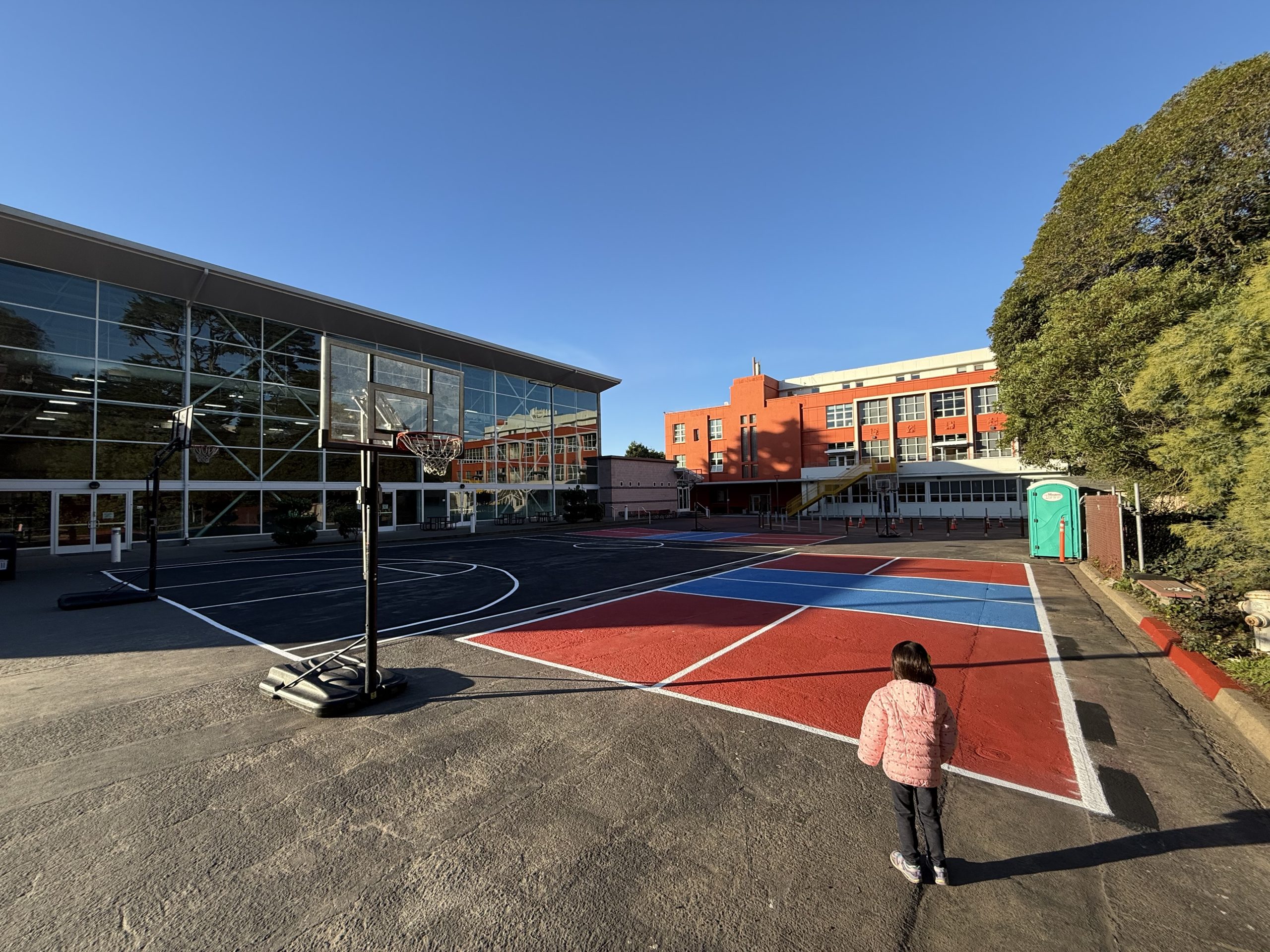 CAIS Chinese American international school review in San Francisco Francisco, picture of the new black top with outdoor basketball and Pickleball courts