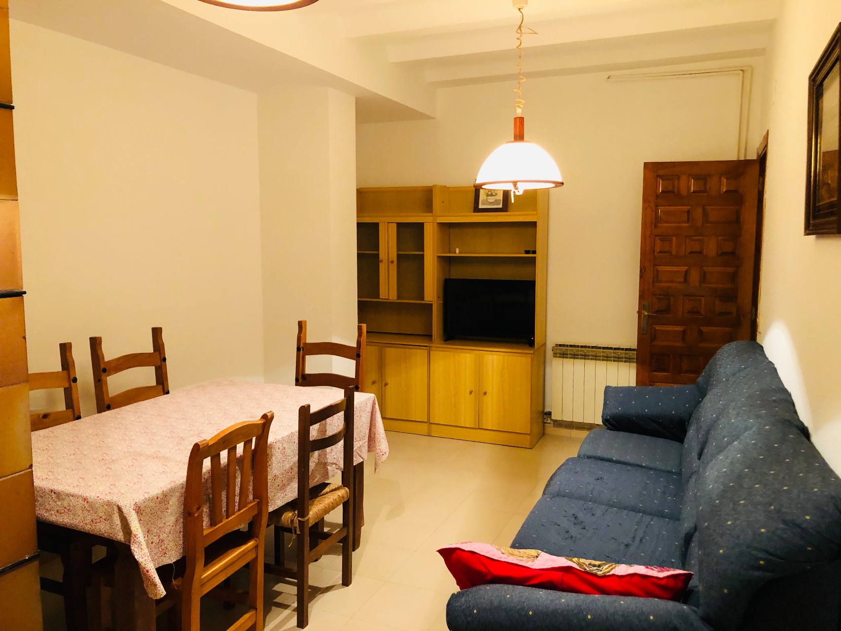 Piso de alquiler en Castiello de Jaca. ID 00401 FincasGR11