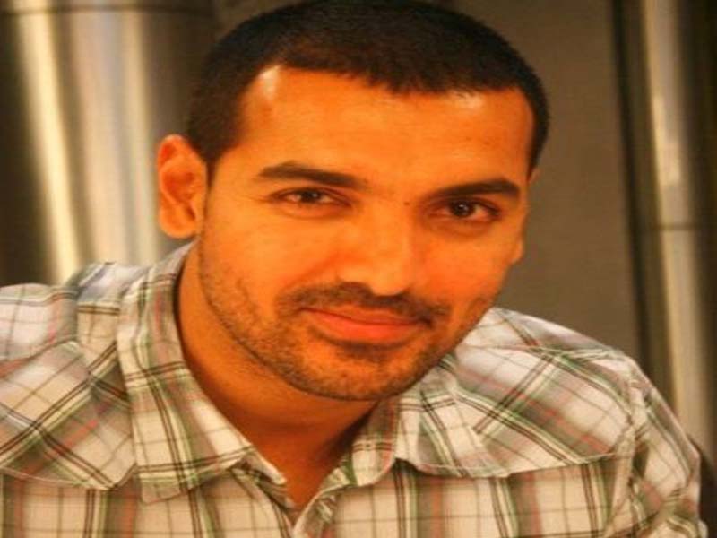 Best Pictures Of Bollywood Male Celebrities Without Makeup Find