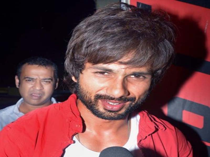 Best Pictures Of Bollywood Male Celebrities Without Makeup Find