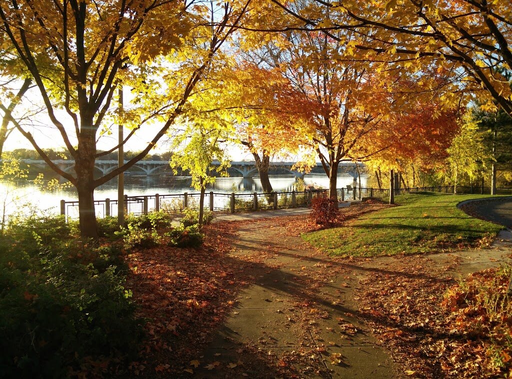 Things to Do in Anoka, Minnesota Finding Beyond