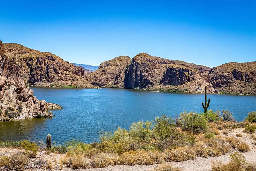 A Day on the Apache Trail A Comprehensive Guide for FirstTime
