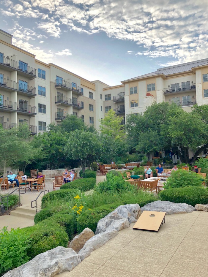 Tips for Visiting SeaWorld San Antonio With Kids Finding Debra