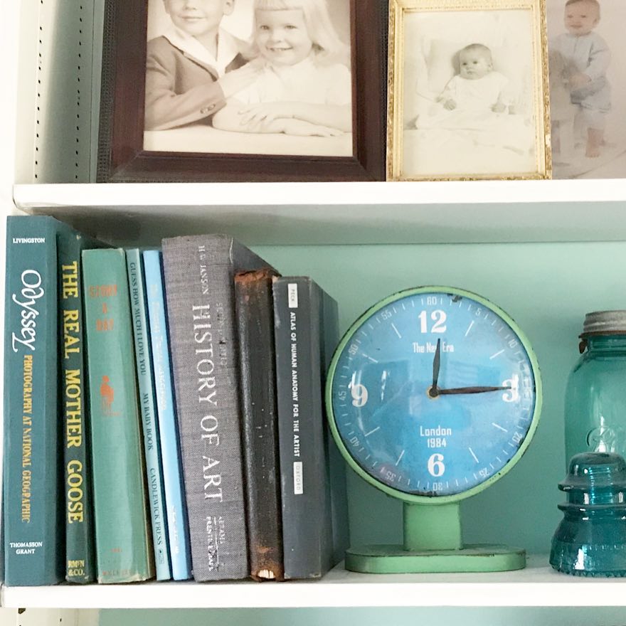 21 Best Blue Decorative Accents for Coastal Blue and Green Interiors