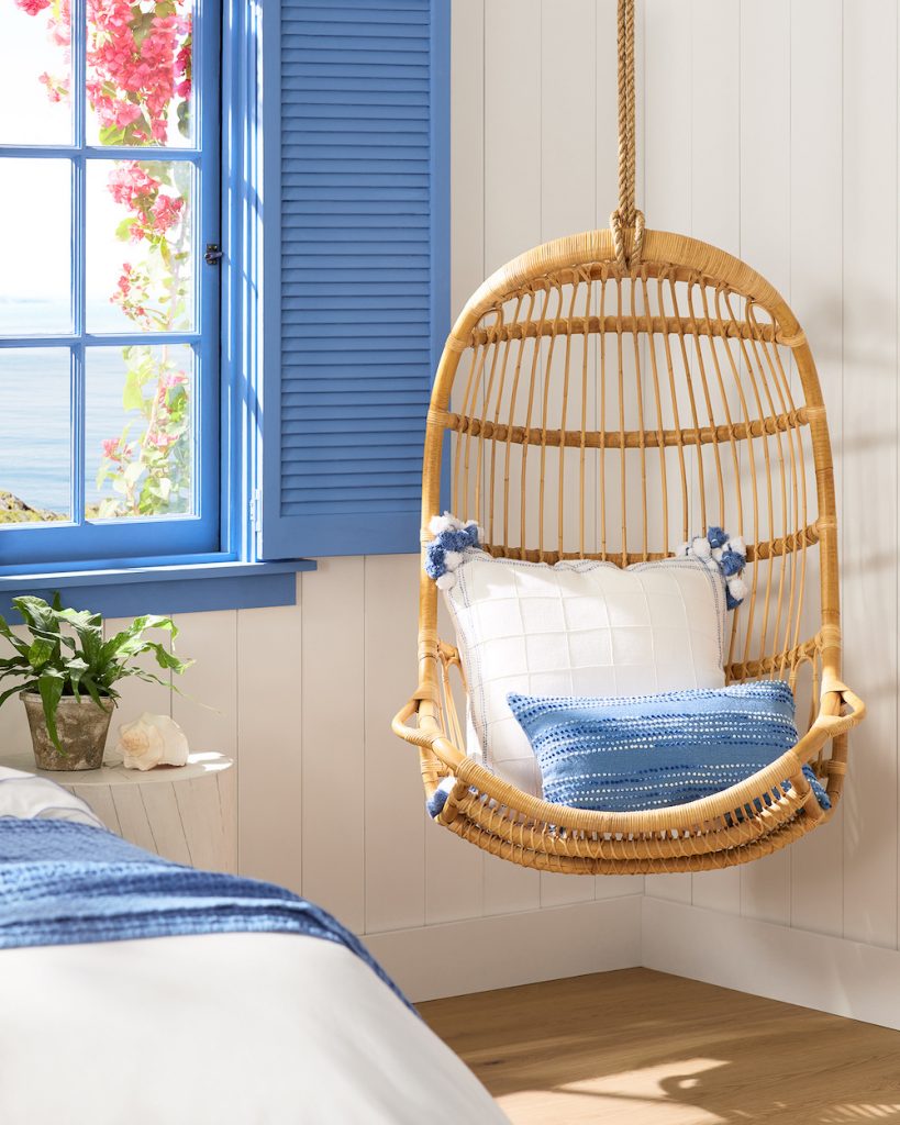 12 Most Inspiring Hanging Chair Styling Ideas to Use Now