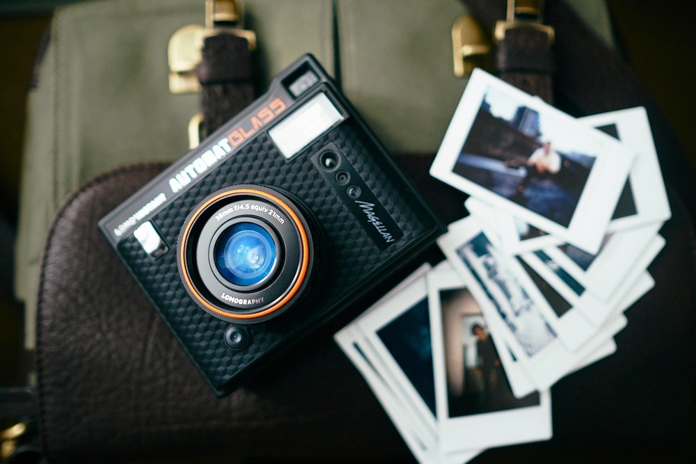 7 Best Instant Cameras in Singapore [2024]