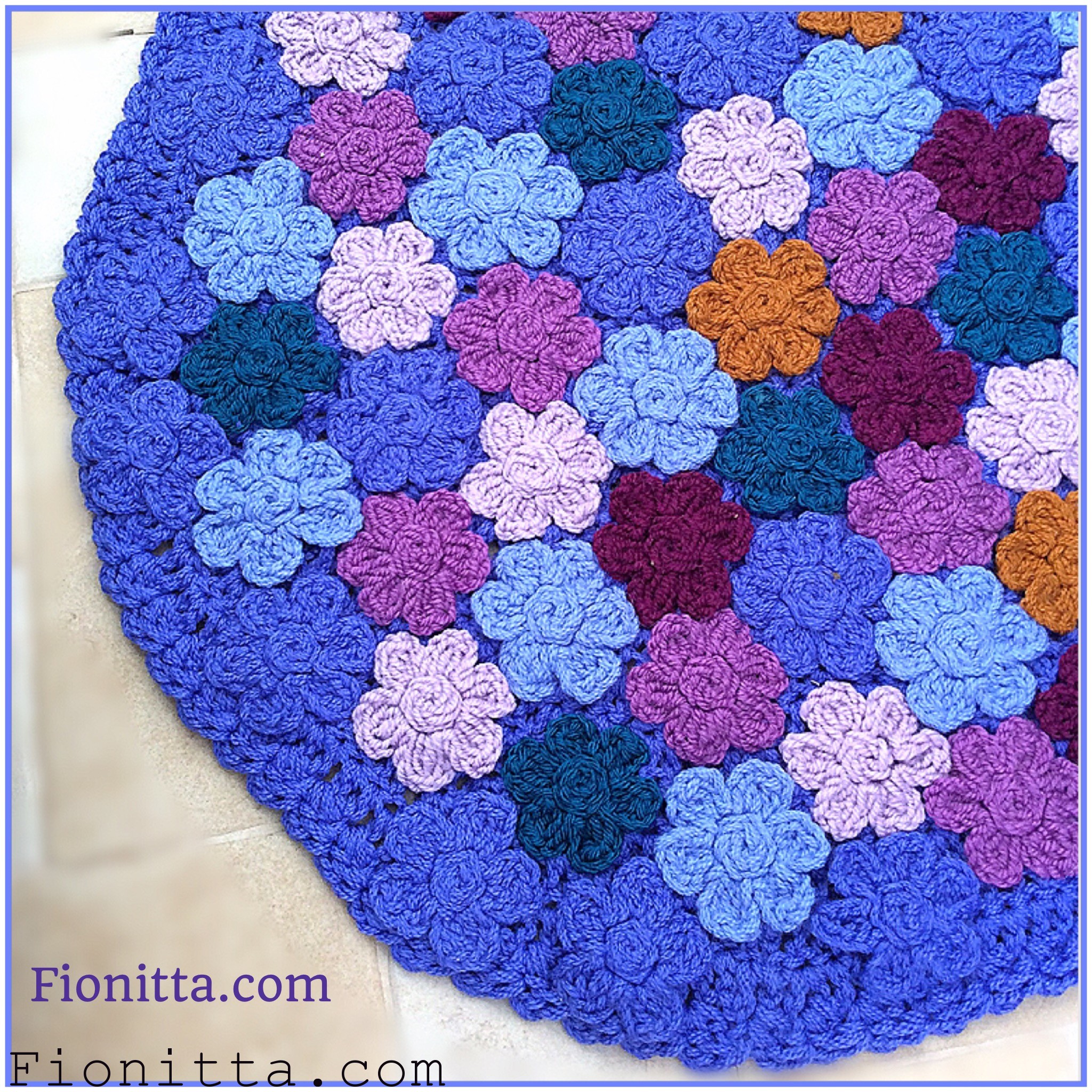 Crochet flower rug Fionitta crochet