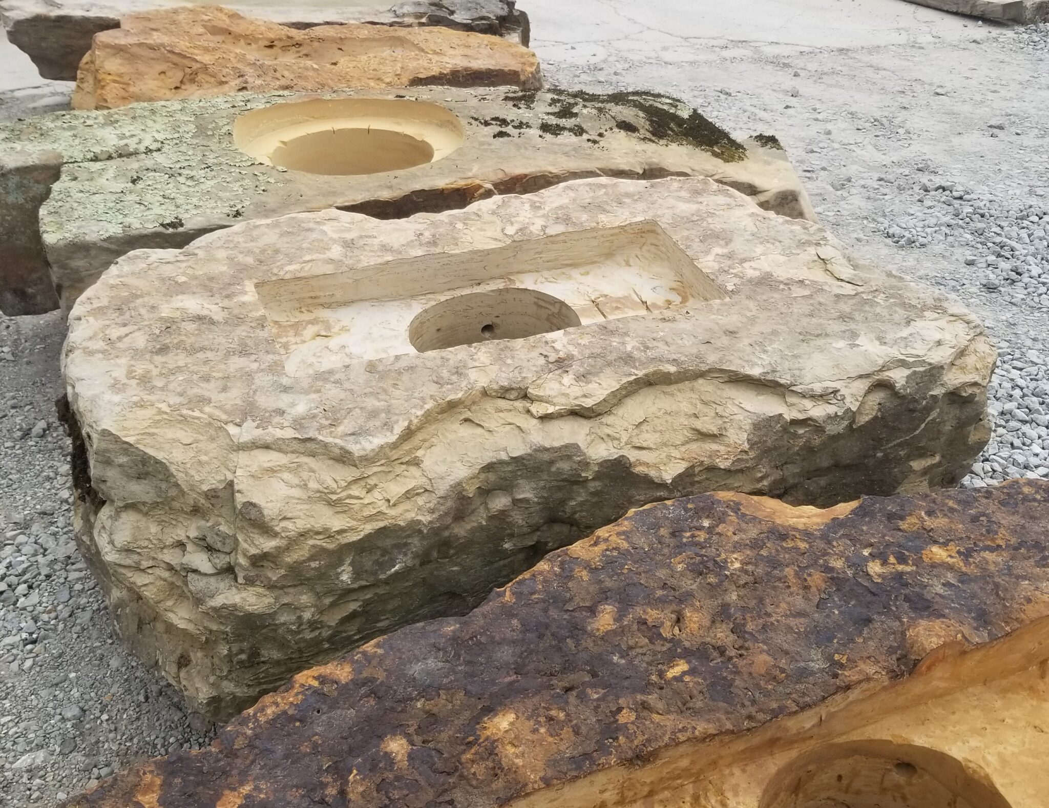 1195CHL Large Linear Fireboulder Natural Stone