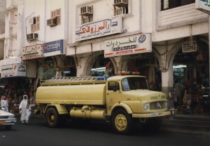 Fire Engines Photos Saudi Arabia Water tanker
