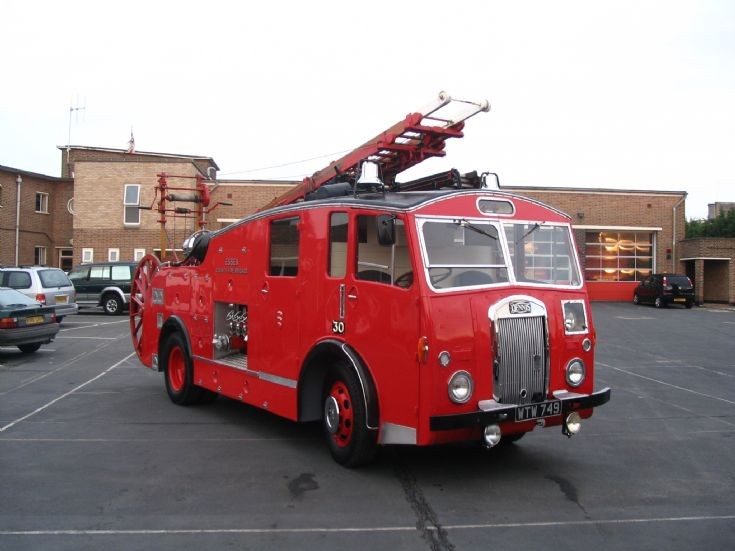 Fire Engines Photos 1953 Dennis F12 Pump Escape