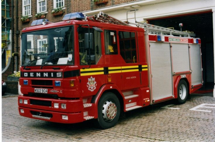 Fire Engines Photos - Dennis SFD322 XL Sabre