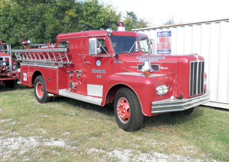 Fire Engines Photos Lexington, KYMaxim Engine 33