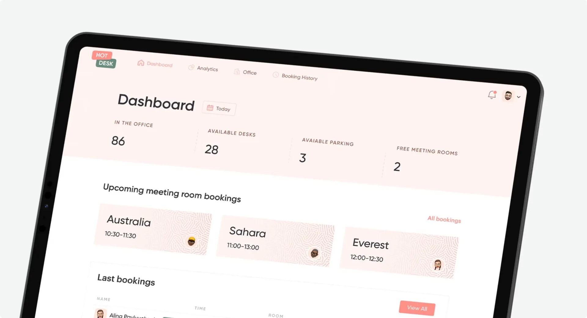 Hotdesk booking app Fireart Studio