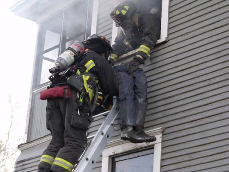 10 Requirements for a Firefighter
