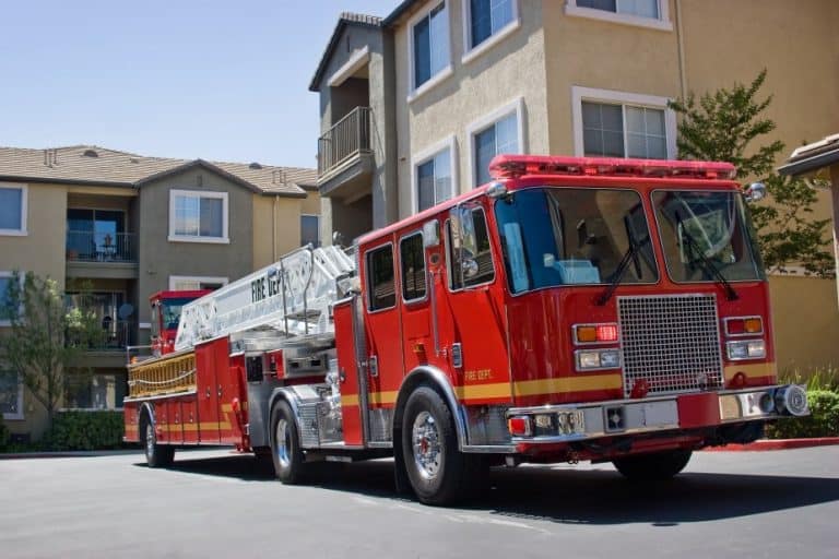 How Much Do Fire Trucks Weigh? (a detailed comparison) FirefighterNOW