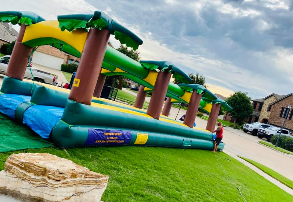 Bringing the Fun to Woodcreek Fate, TX!!! Firehouse Bounce