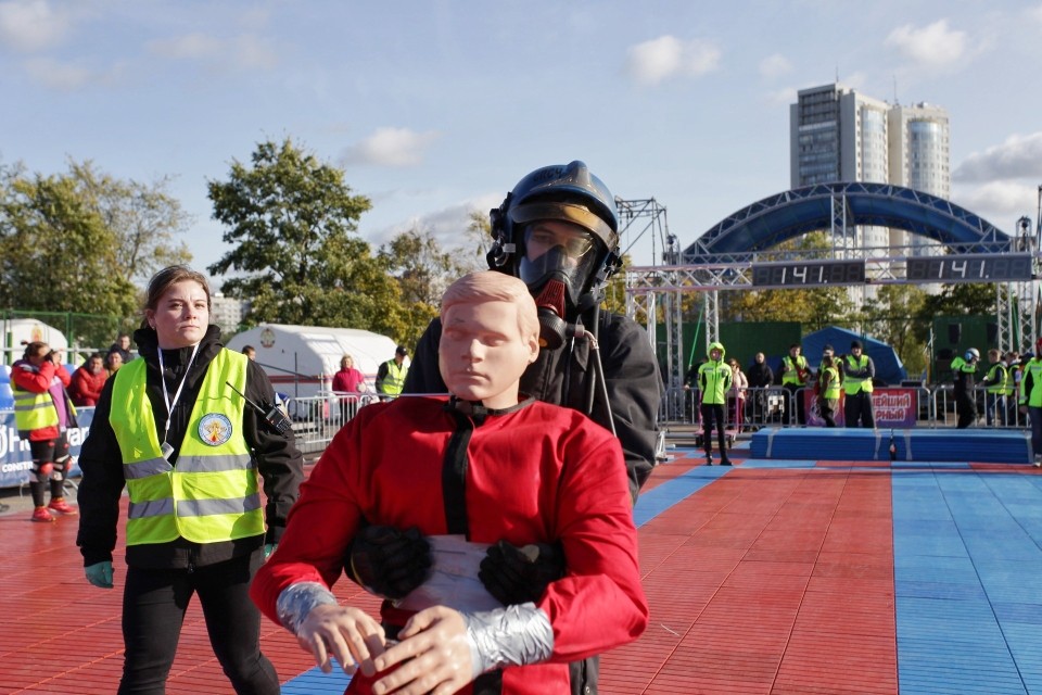 сильнейший пожарный