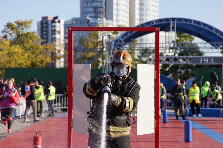 сильнейший пожарный