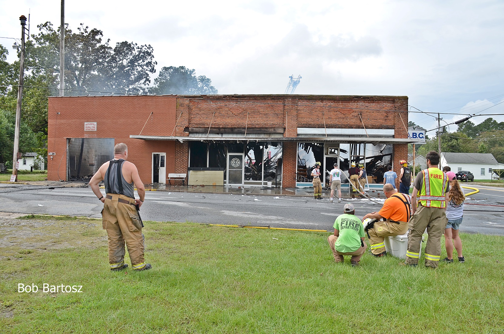 Macclesfield NC Fire House Destroyed Along with all Apparatus Fire News