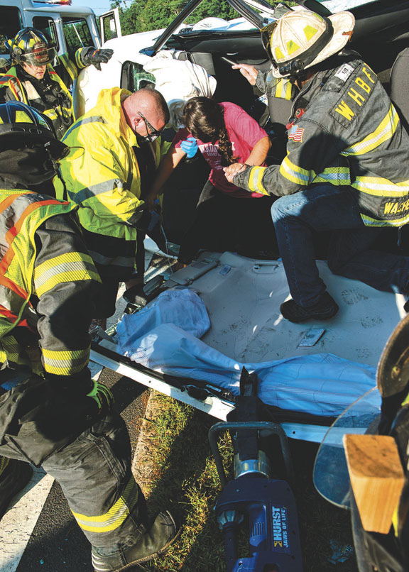 Westhampton MVA with Entrapment Fire News