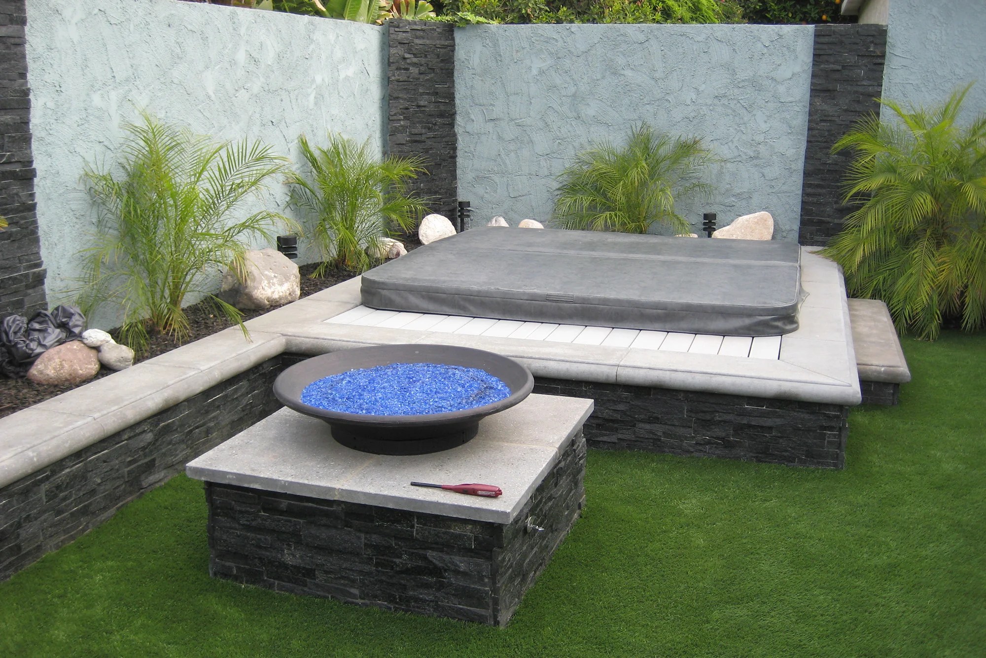 Bowl-Style Gas Fire Pit | Customer Photos – Fire Pit Outfitter