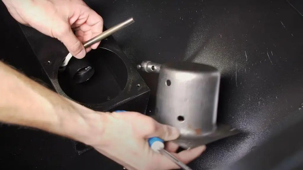 Pit Boss ER2 Or ER3 Code (7 Reasons To Fix) FireplaceHubs