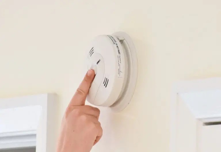 Blinking Green Light On First Alert Smoke Detector Is It Serious? Fire safety support
