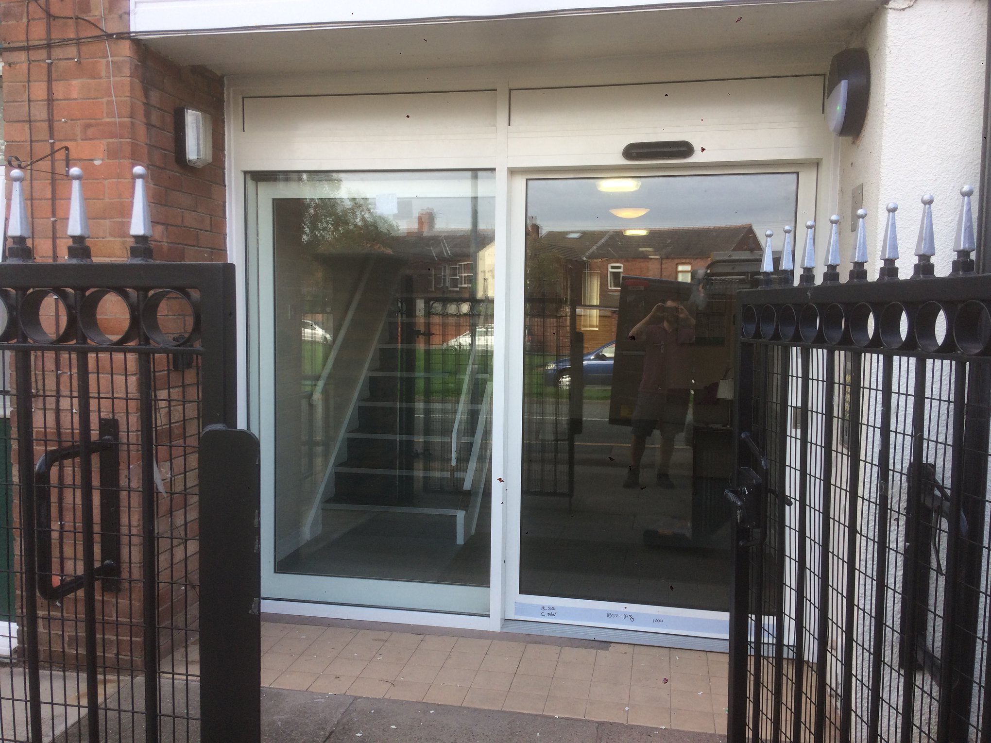 Automated Sliding Doors Manchester Call 0161 638 5984