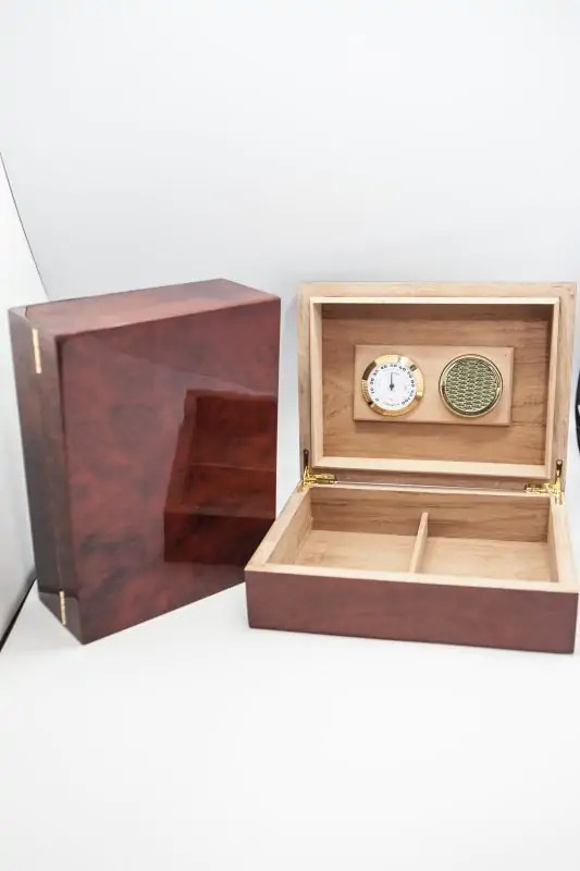 TRADITIONAL CIGAR HUMIDORS FIRMIN CIGARS