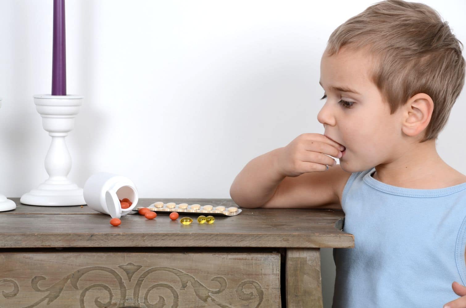 How to Help if your Child Eats Something Poisonous