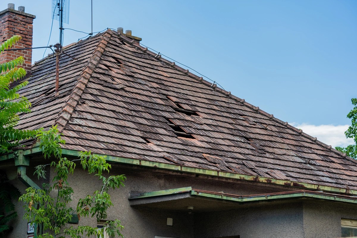 6 Types Of Roof Damage Covered By Insurance