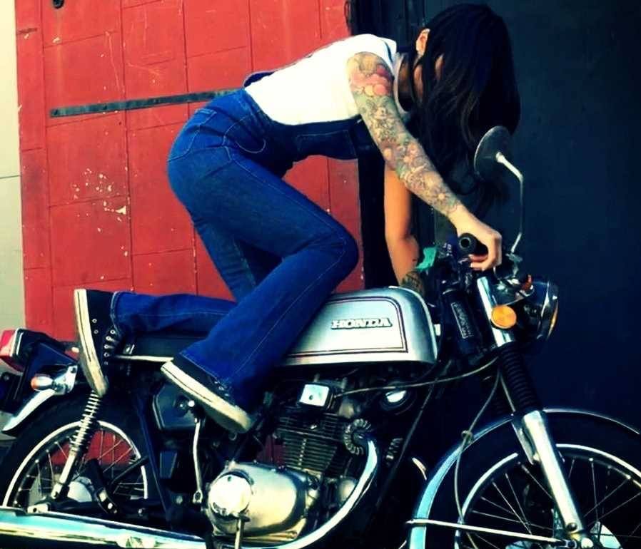 How to Start a Motorcycle For Dummies & Advanced