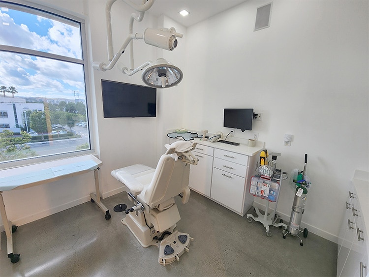 23 502 Irvine California Dental Office For Sale Southern California