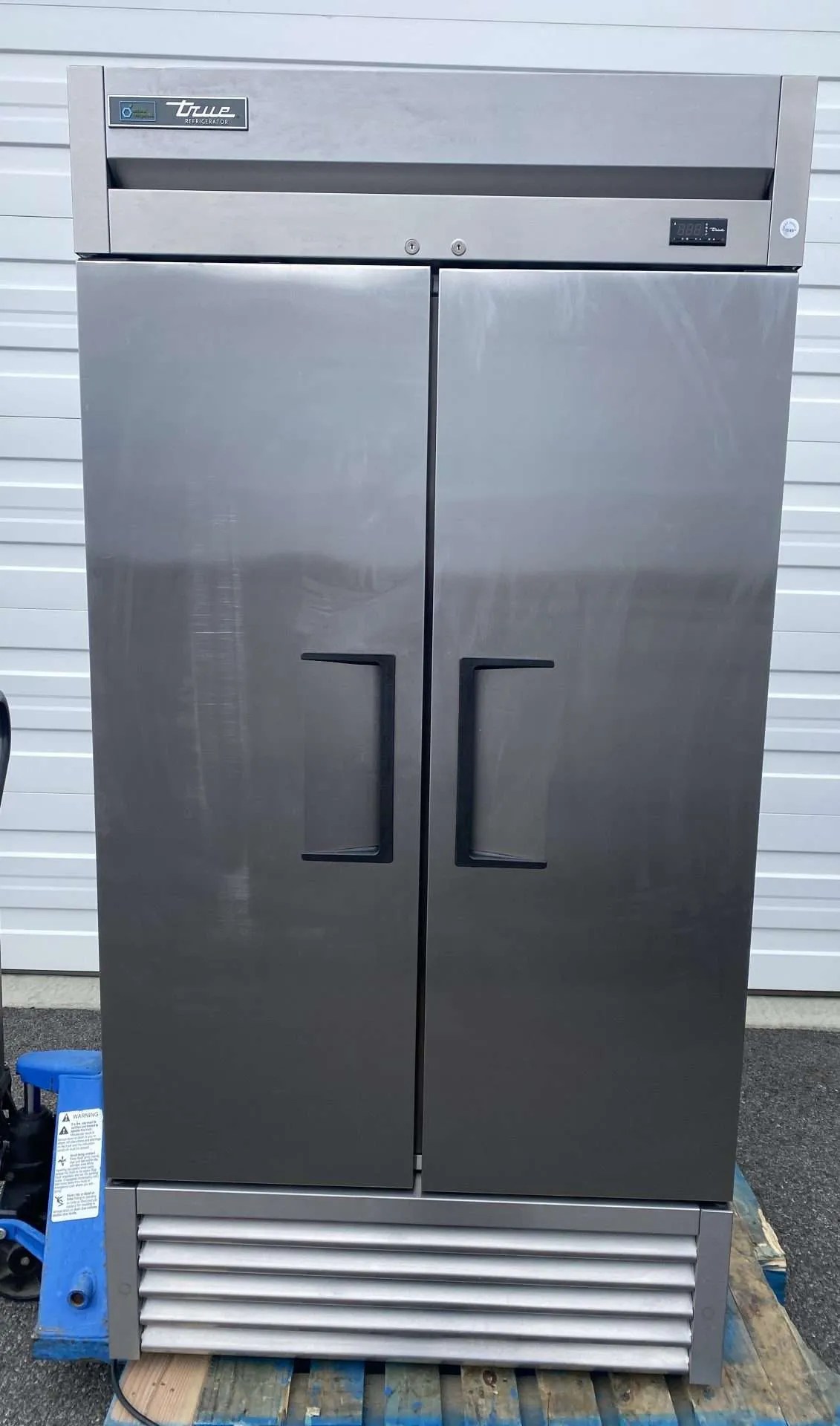 True 2 door refrigerator - First Choice Equipment