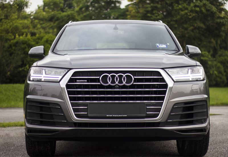 Testdriving The Audi Q7 2.0 TFSI FirstClasse