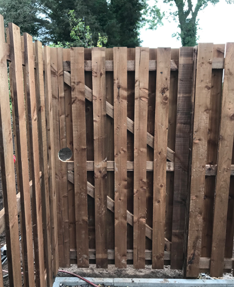 Fencing Services in Dundee First Class Fencing Ltd