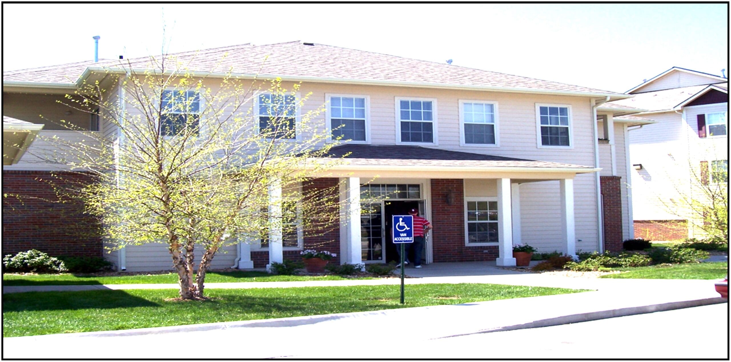Parkway Commons Apartments First Construction LLC