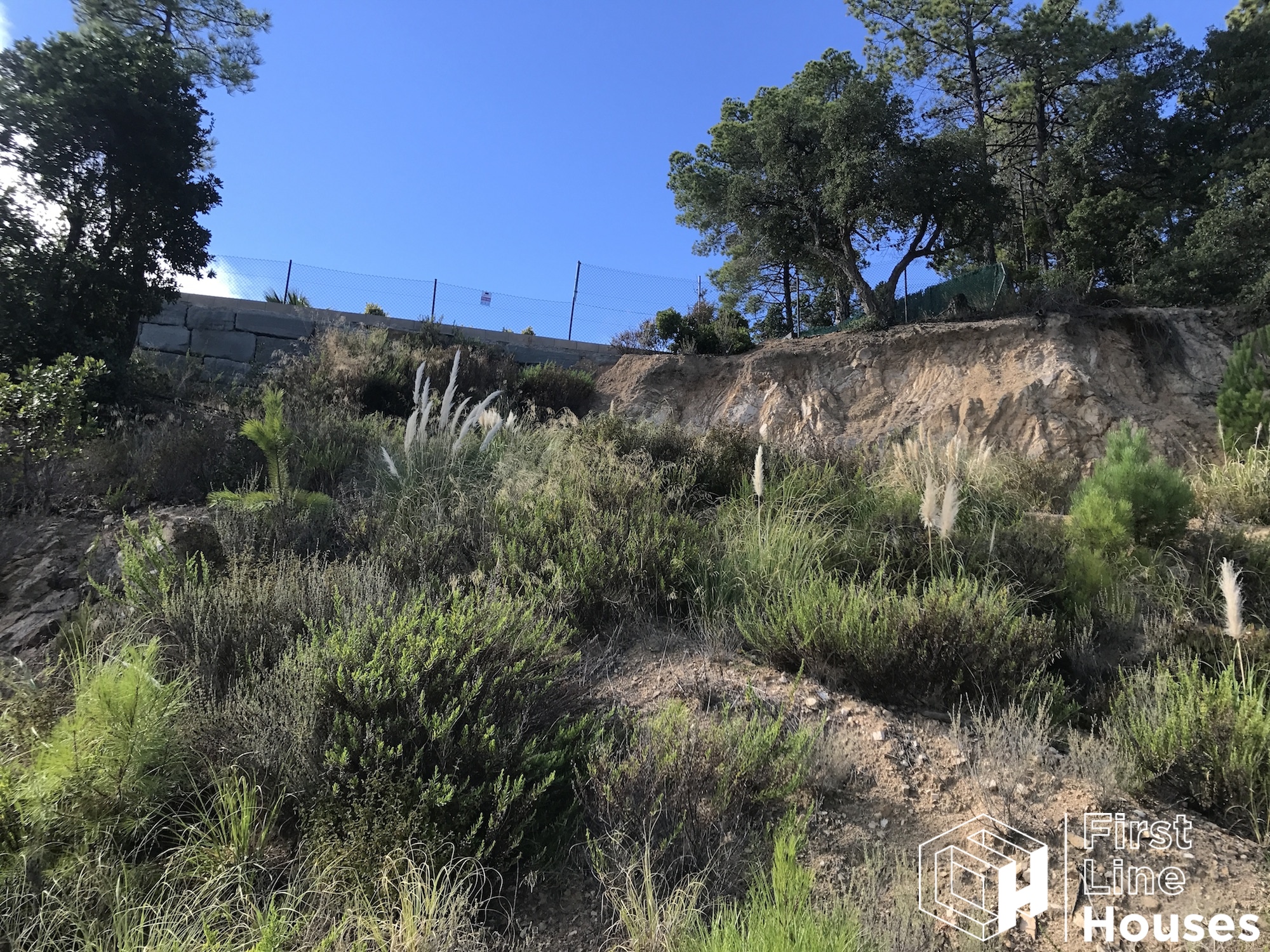 Lloret de Mar plot to buy with sea view Serra Brava