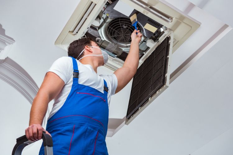 BudgetFriendly Tips for Commercial Air Conditioning Upkeep in Tampa