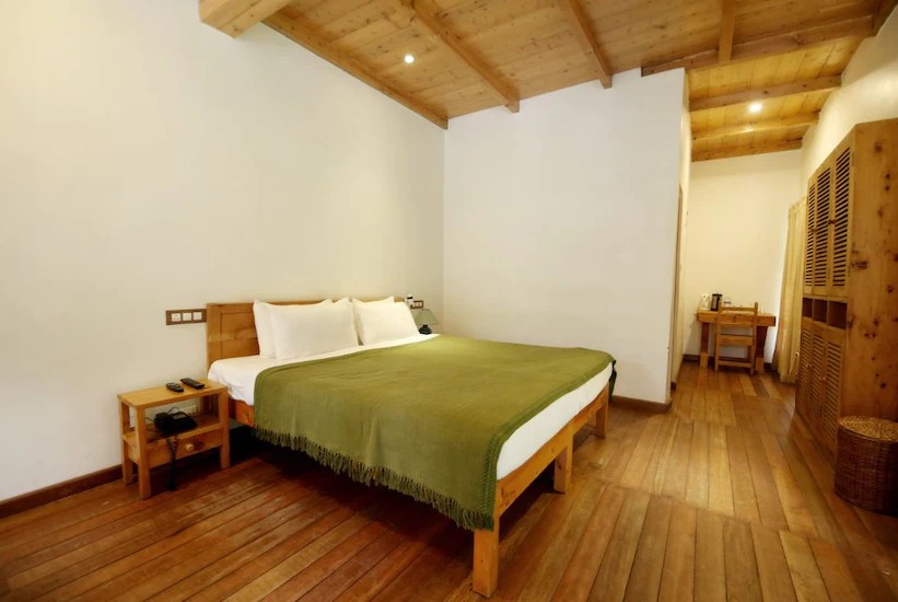 Tall Trees Resort, Manali — FirsTrek