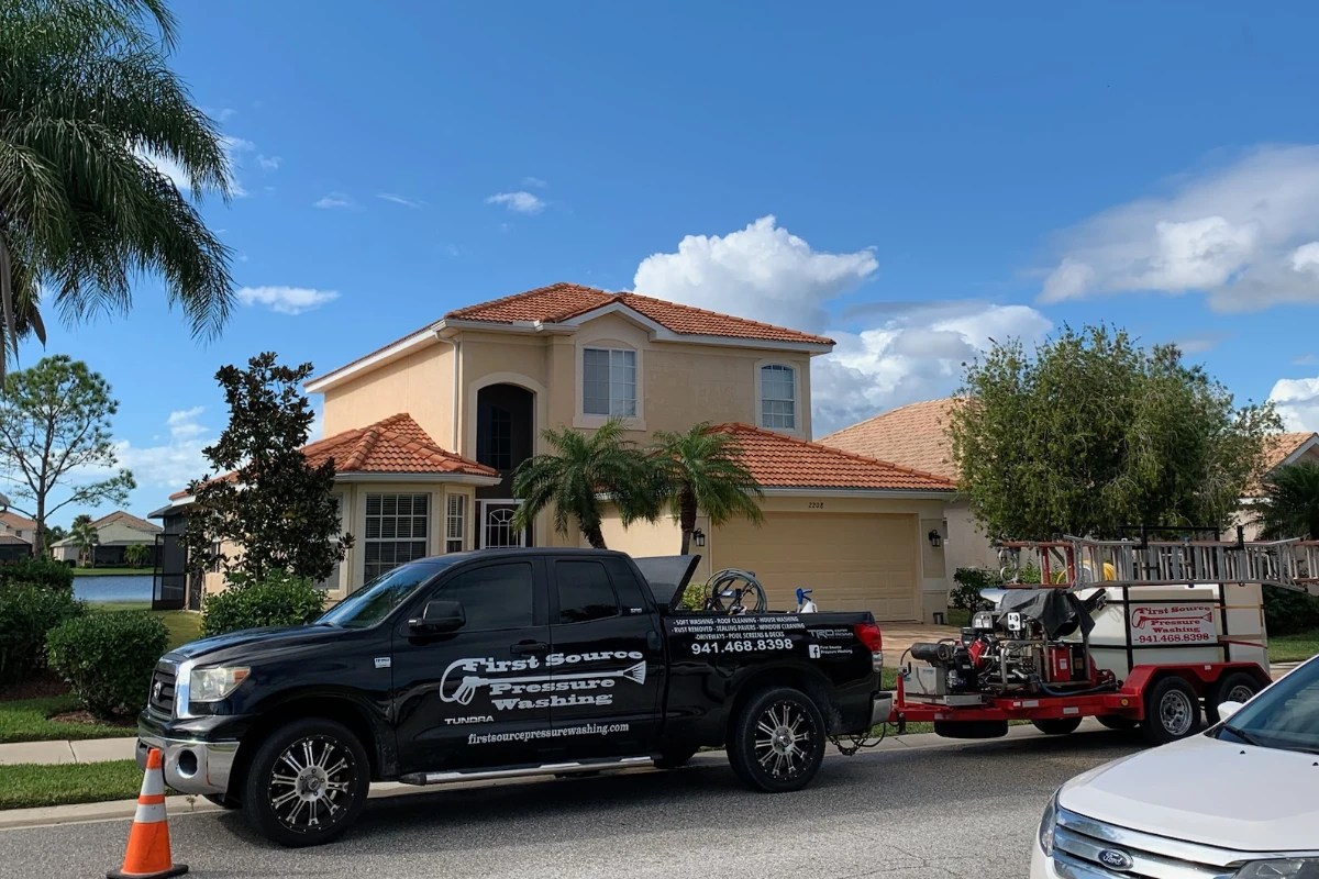 Venice Pressure Washing Company 1 First Source Pressure Washing