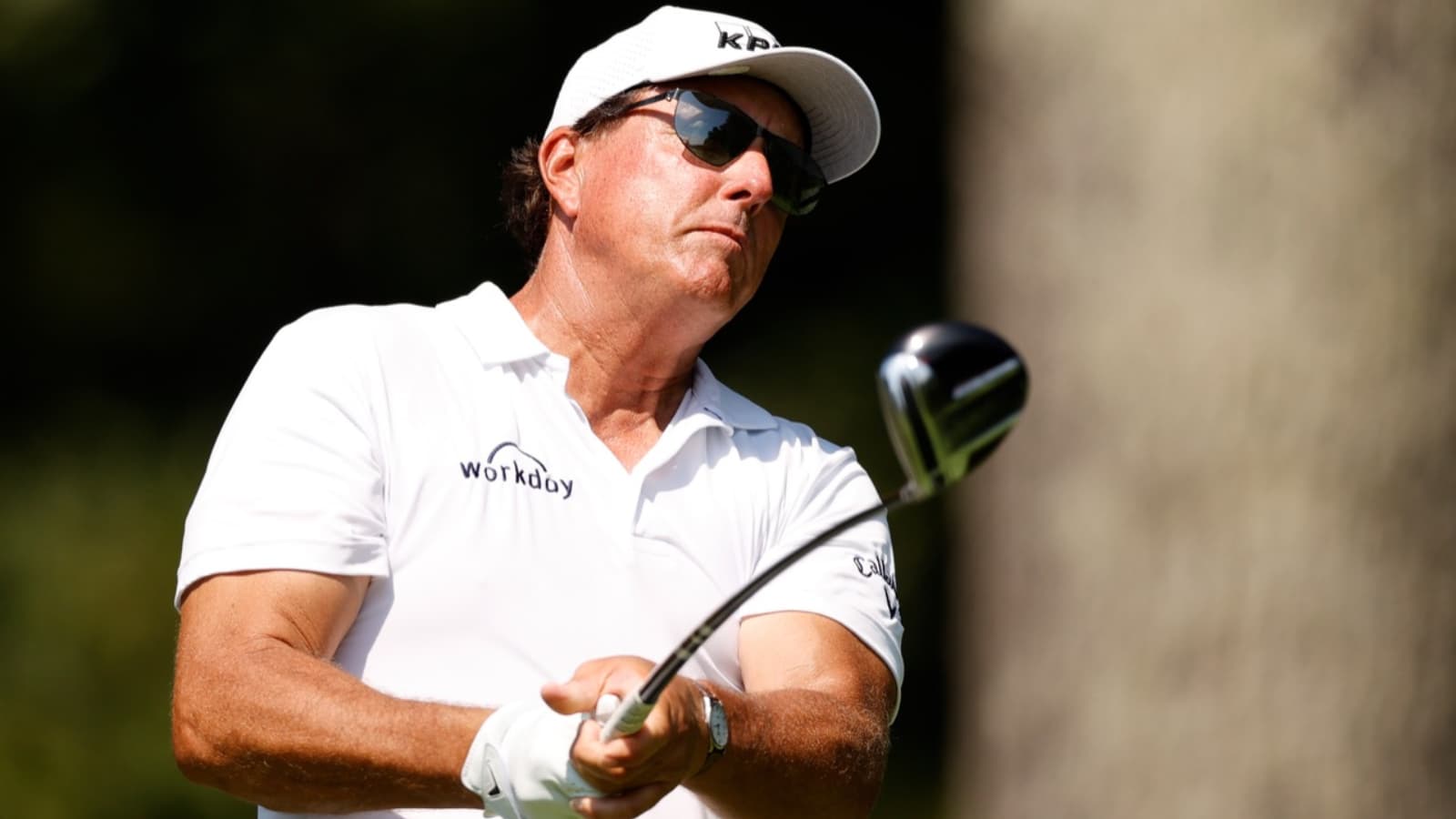 What does Phil Mickelson 150,000 golf club looks like? FirstSportz