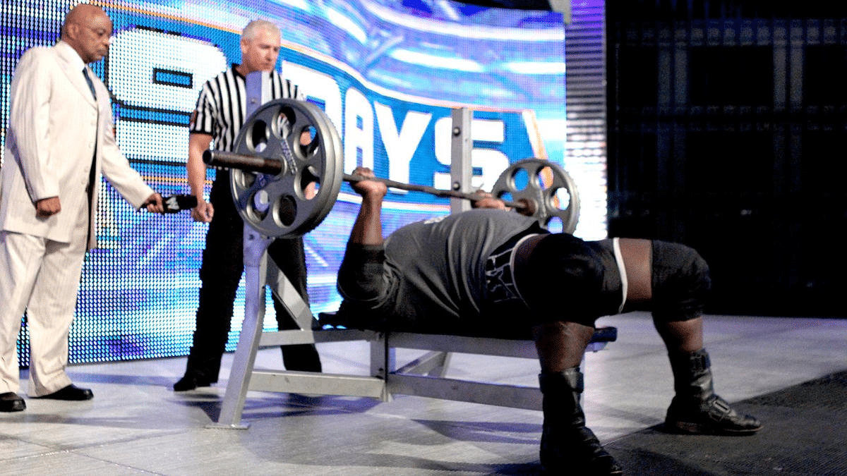 Top 10 Strongest Wwe Wrestlers How Much Can They Bench Press