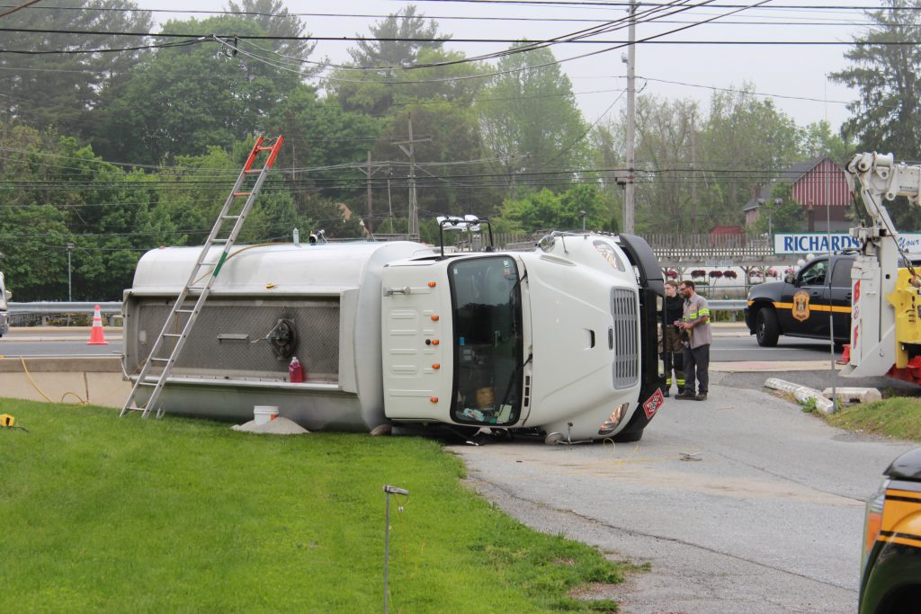 Fuel Truck Overturns On Kirkwood Highway First State Update