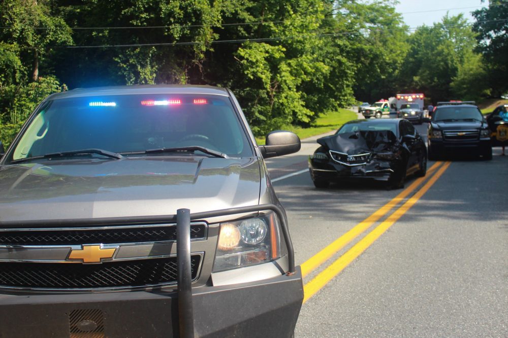 Happening Now Three Vehicle Crash Shuts Down Road In Pike Creek