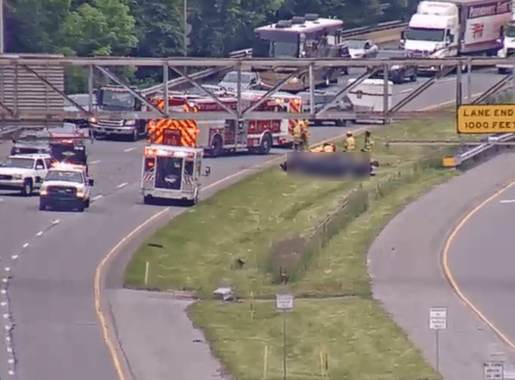 Happening Now Vehicle Accident On I95 At The PA Line, One Ejected
