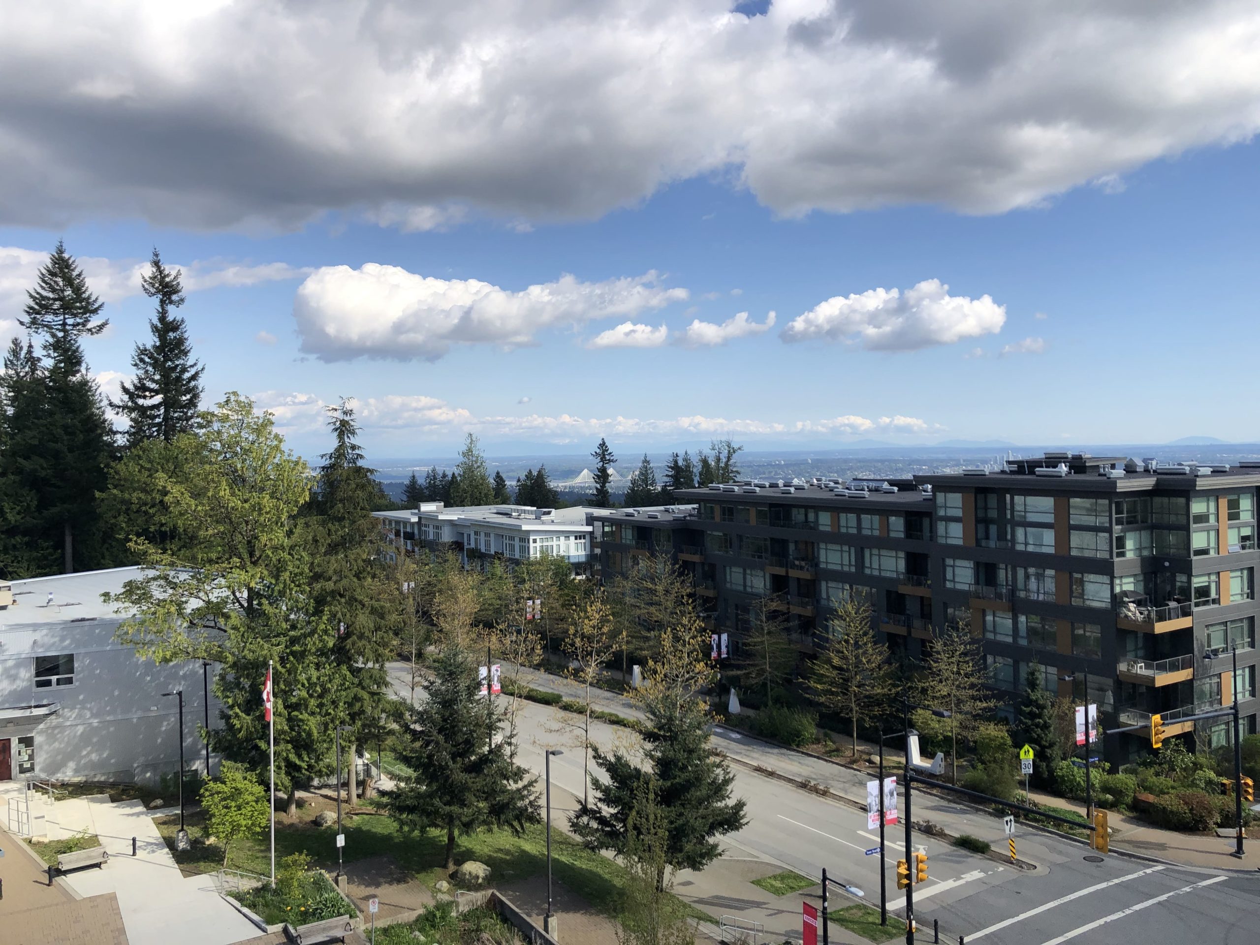 Centreblock 9393 Tower Road, Burnaby First Stay Realty Inc