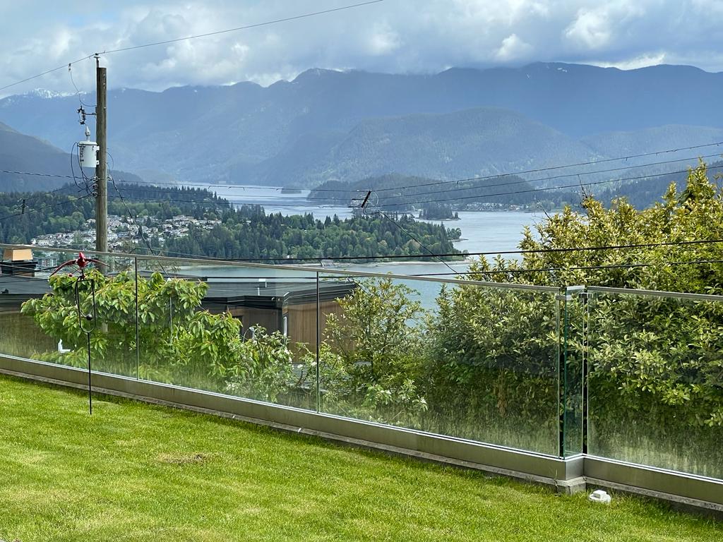 Ground Level Suite in a Beautiful Home in the Neighborhood Of Capitol