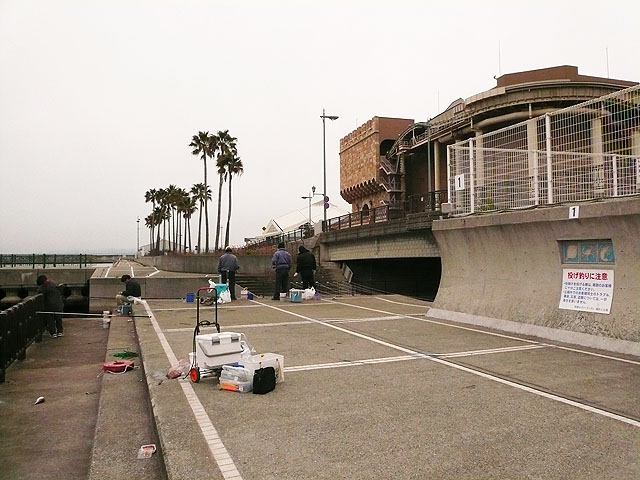 和歌山県の釣り場 マリーナシティ海釣り公園 釣り場サイトFISH&MAPS