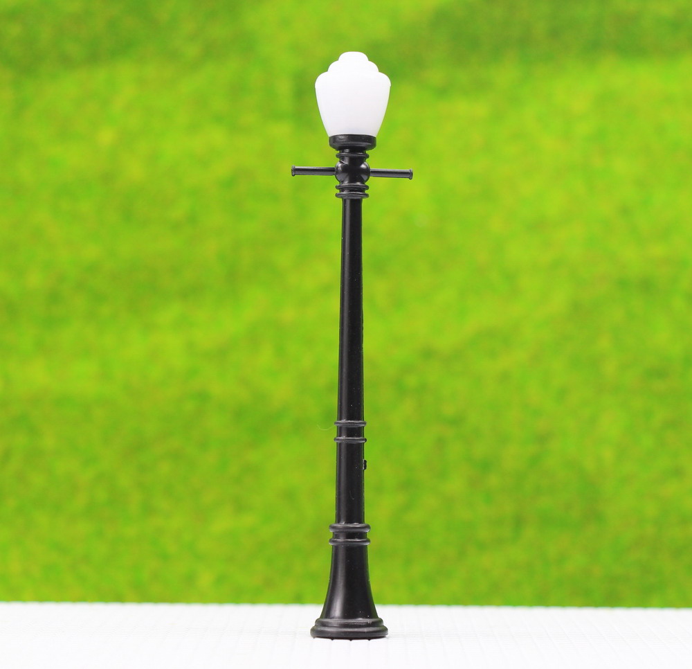 LCX04 10pcs Model Railway Lamppost lamps Street Lights O Scale LEDs NEW